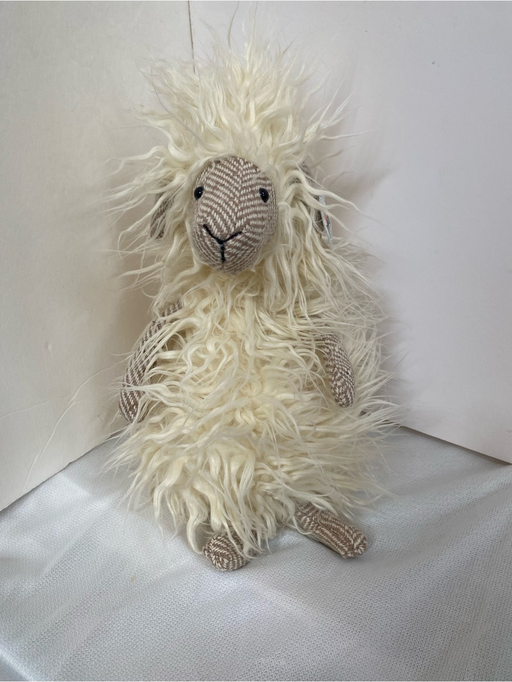 NWT Jellycat London, Tweedledee, sheep, lamb, plush, retired, collectible.